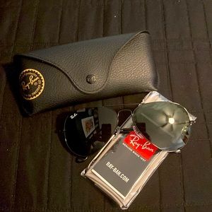 Rayban Classic Aviator RB3025